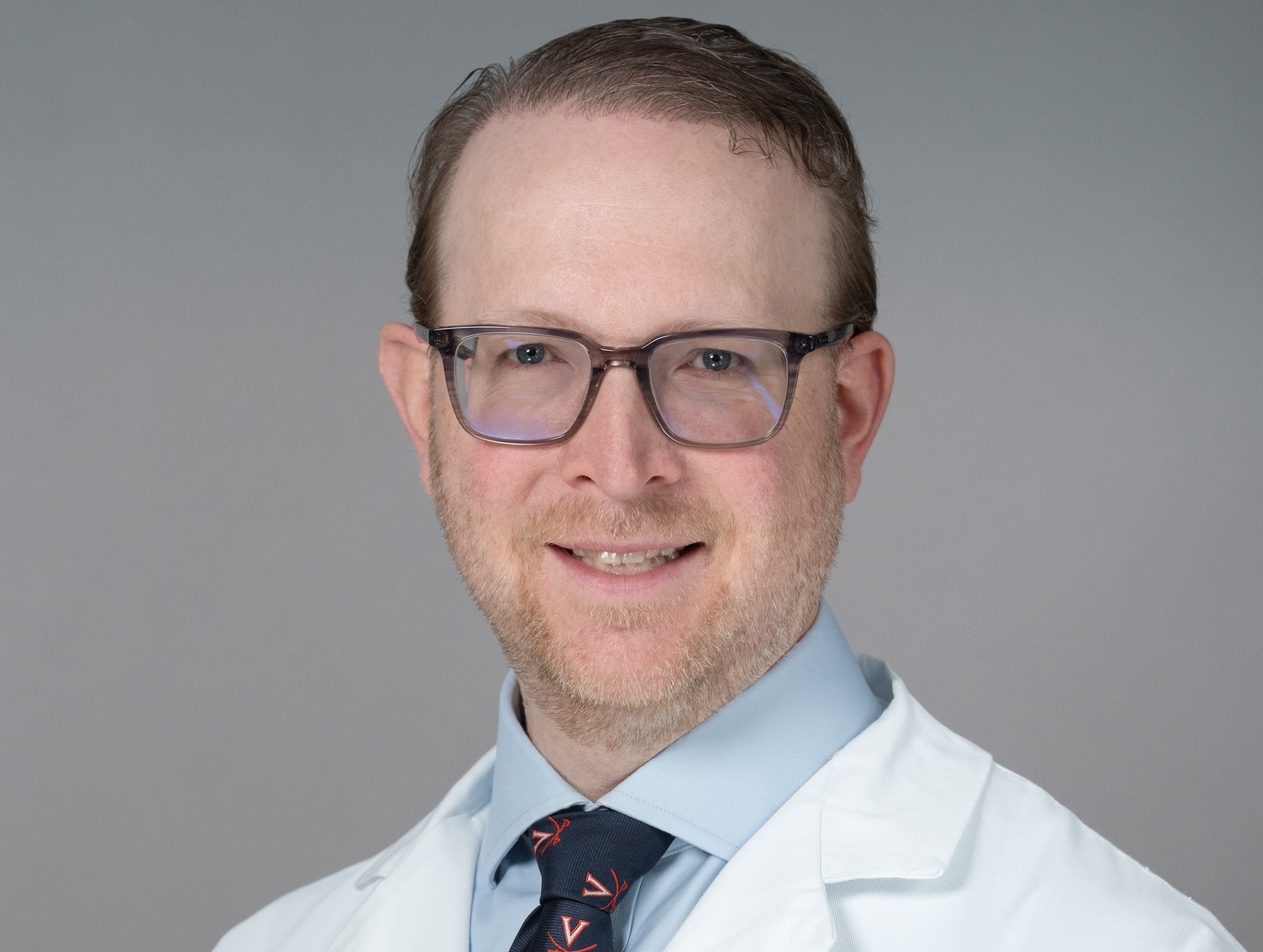 An image of Dr. Andrew Carlson