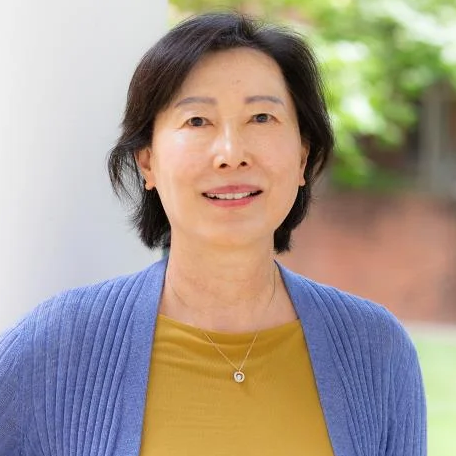 Young Hahn headshot